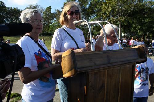 Cindy Sheehan en el VII Coloquio Internacional por la Libertad de los Cinco y contra el Terrorismo